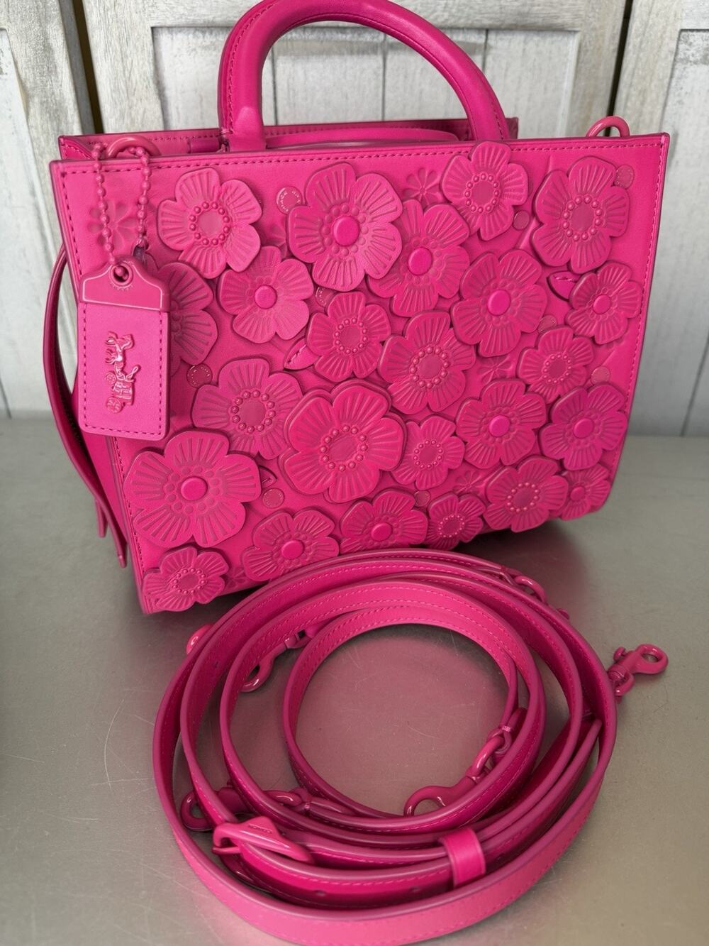 COACH Rogue Bag 25 Tea Rose Dragonfruit Pink Glovetanned Leather Excellent